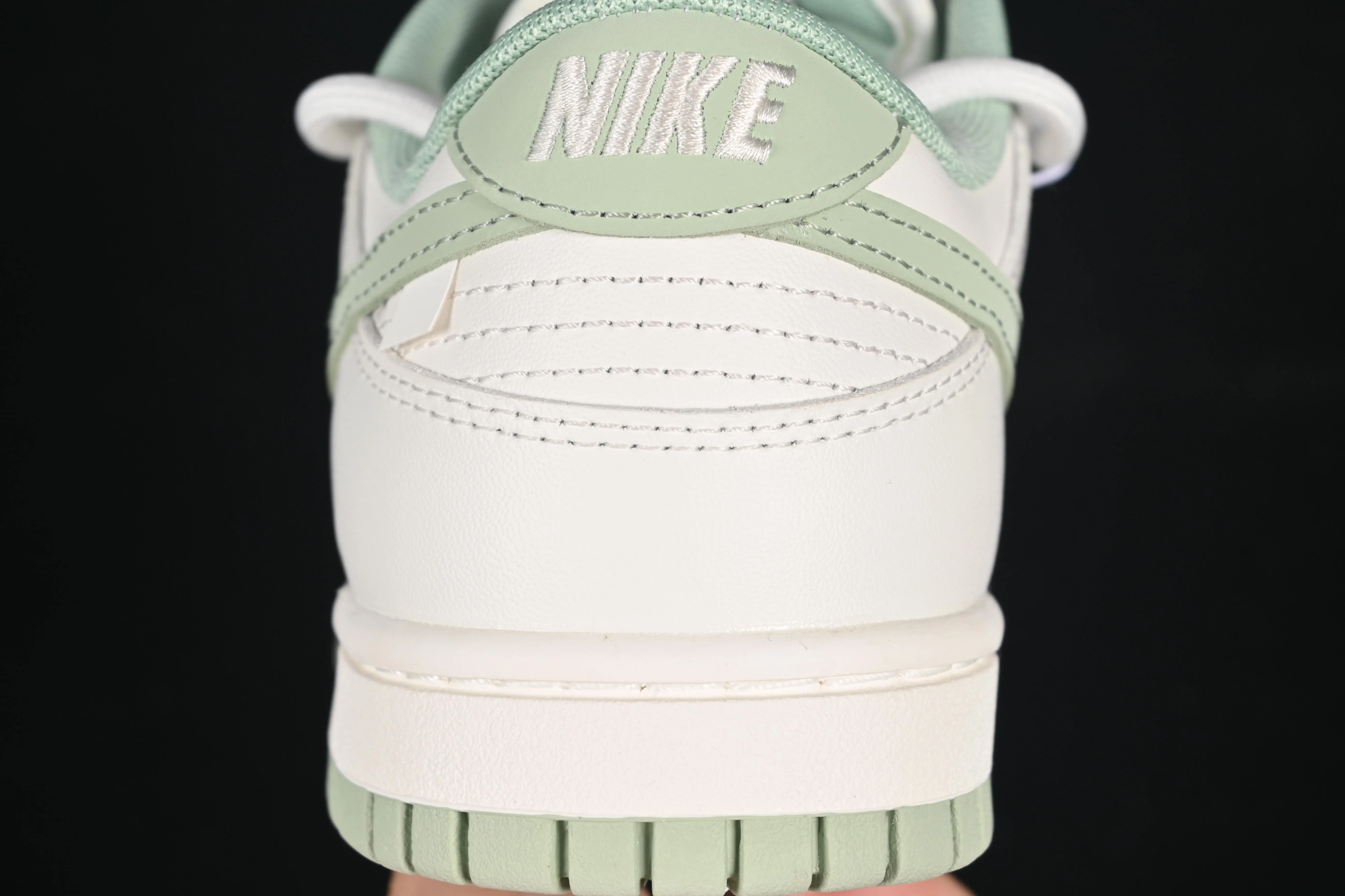 All Categories Nk SB Dunk Series Nk SB Dunk Low High-end Customized Low-top Shoes Nike SB Dunk Low "Just Do It" Straps Anniversary High-end Customized Low-top Casual Shoes WG0508-048